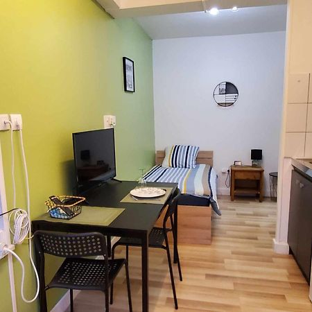 Studio Vert Tout Equipe Wifi Le Creusot Εξωτερικό φωτογραφία